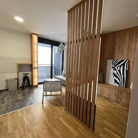 A20 Apartment *